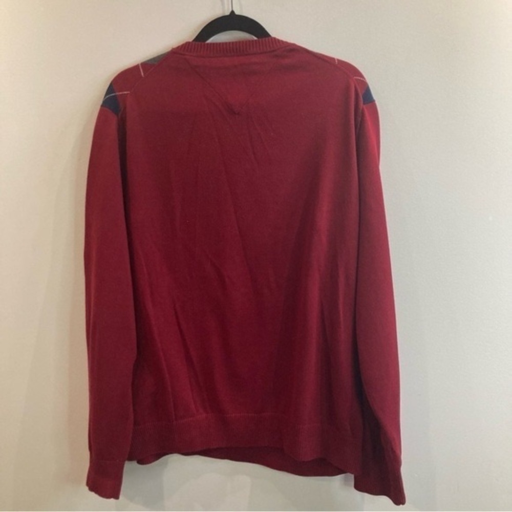 Tommy Hilfiger Red Argyle V-Neck Sweater with Navy and Gray Diamonds - Picture 7 of 7